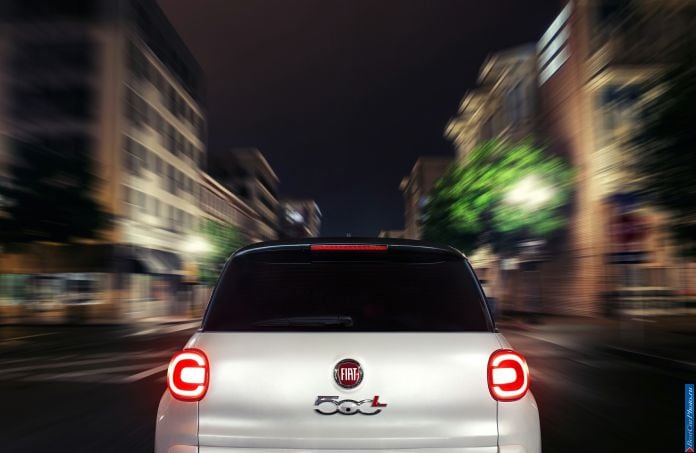 2014 Fiat 500L US Version - фотография 28 из 40