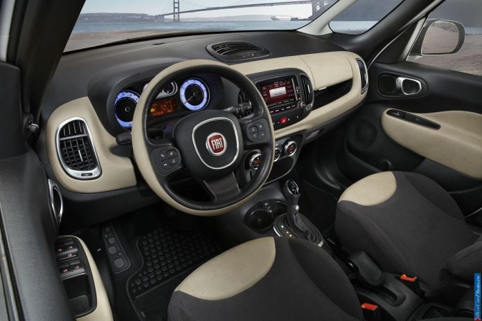 2014 Fiat 500L US Version - фотография 32 из 40