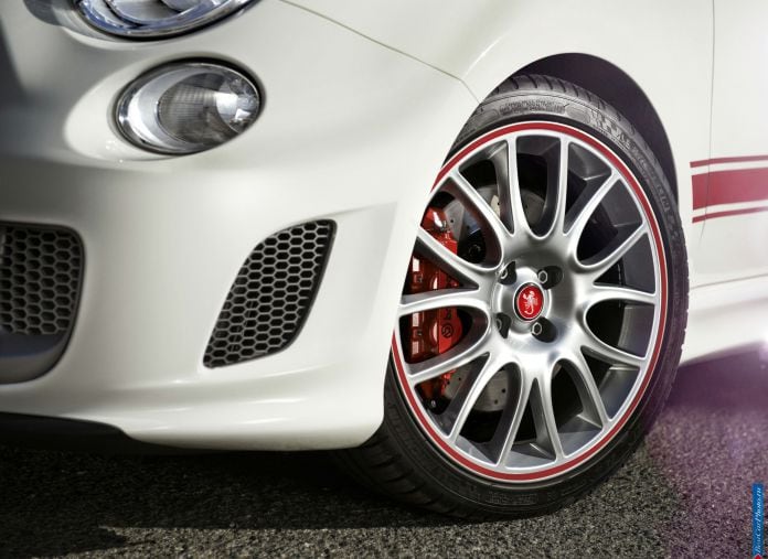 2014 Fiat 595 Abarth 50th Anniversary - фотография 5 из 9 2014 Fiat 595 Abarth 50th Anniversary - фотография 5 из 9