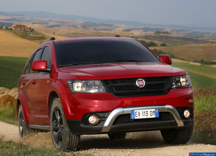 2015 Fiat Freemont Cross - фотография 2 из 88 2015 Fiat Freemont Cross - фотография 2 из 88