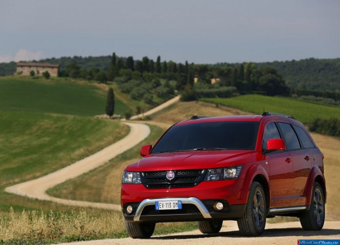 2015 Fiat Freemont Cross - фотография 3 из 88 2015 Fiat Freemont Cross - фотография 3 из 88