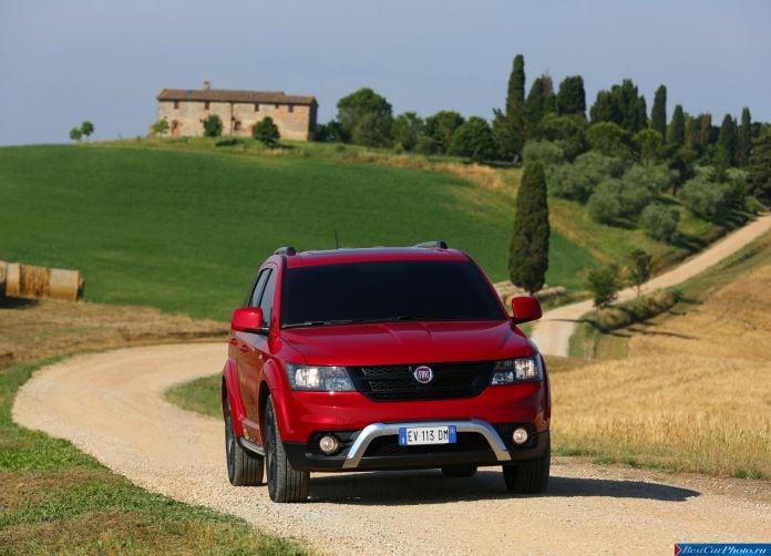 2015 Fiat Freemont Cross - фотография 15 из 88