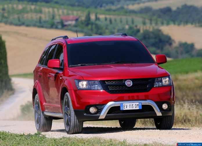2015 Fiat Freemont Cross - фотография 19 из 88 2015 Fiat Freemont Cross - фотография 19 из 88