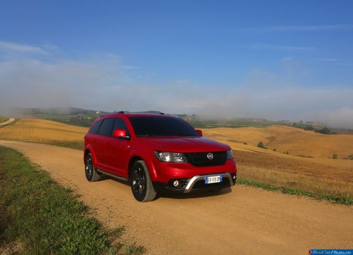 2015 Fiat Freemont Cross - фотография 20 из 88