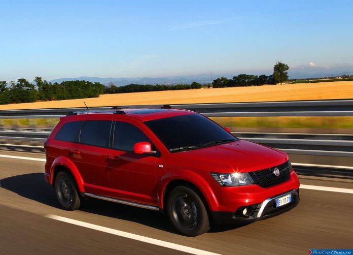 2015 Fiat Freemont Cross - фотография 32 из 88 2015 Fiat Freemont Cross - фотография 32 из 88