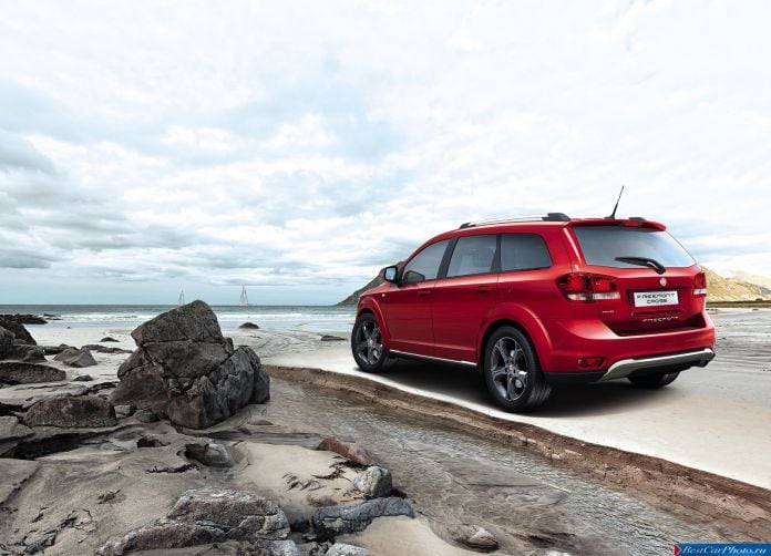 2015 Fiat Freemont Cross - фотография 40 из 88 2015 Fiat Freemont Cross - фотография 40 из 88
