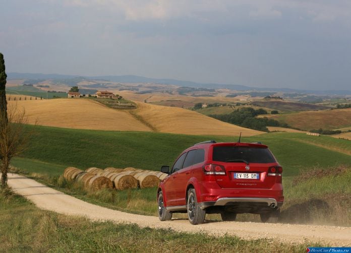 2015 Fiat Freemont Cross - фотография 41 из 88 2015 Fiat Freemont Cross - фотография 41 из 88