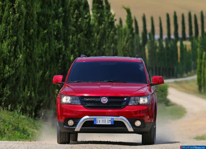 2015 Fiat Freemont Cross - фотография 54 из 88 2015 Fiat Freemont Cross - фотография 54 из 88
