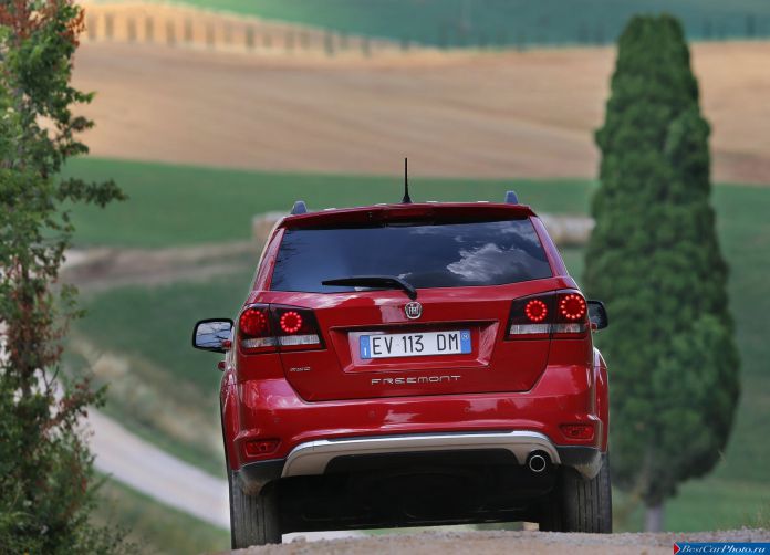 2015 Fiat Freemont Cross - фотография 56 из 88 2015 Fiat Freemont Cross - фотография 56 из 88