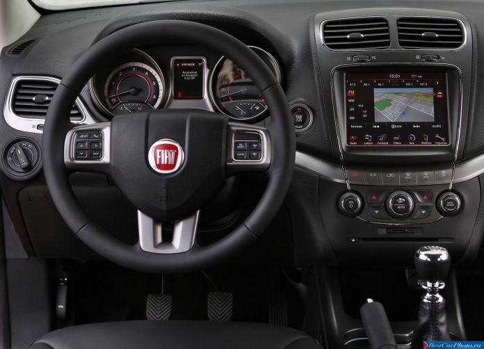 2015 Fiat Freemont Cross - фотография 60 из 88 2015 Fiat Freemont Cross - фотография 60 из 88