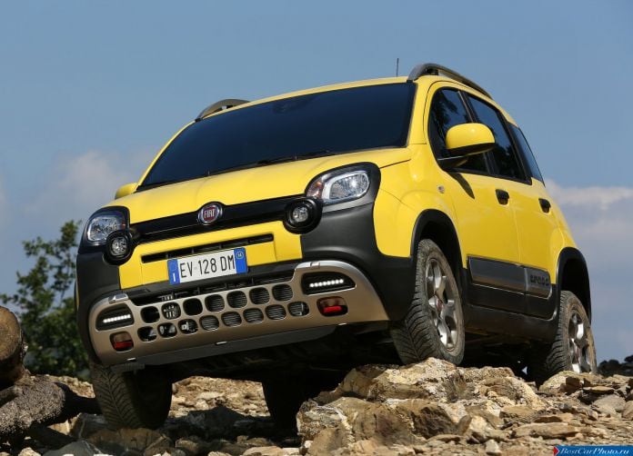 2015 Fiat Panda Cross - фотография 2 из 74 2015 Fiat Panda Cross - фотография 2 из 74
