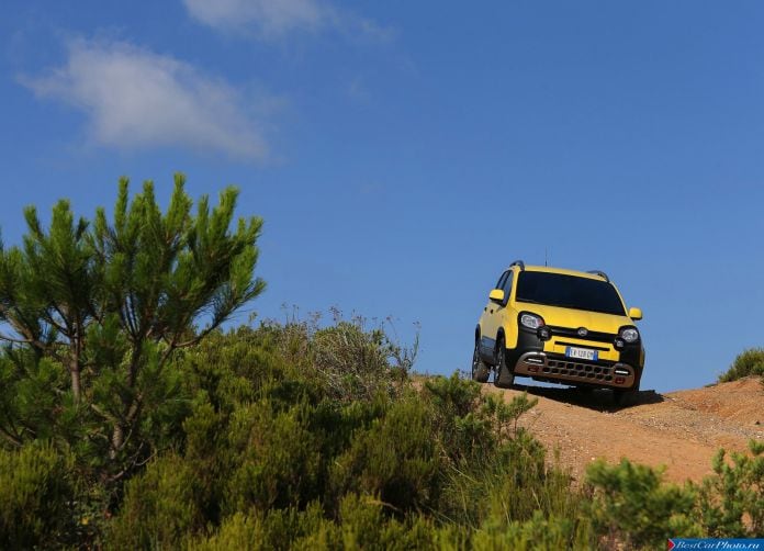 2015 Fiat Panda Cross - фотография 37 из 74 2015 Fiat Panda Cross - фотография 37 из 74