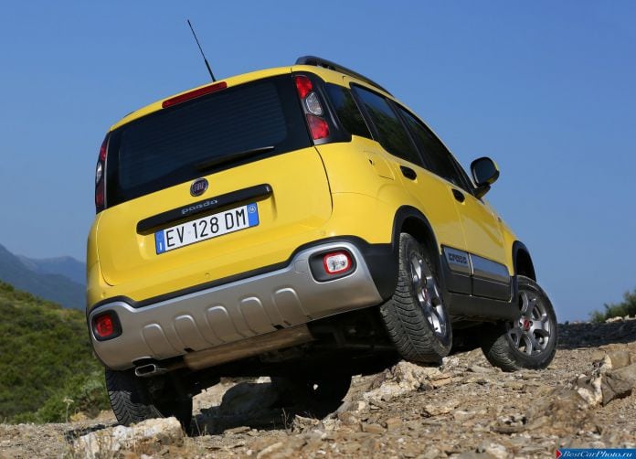 2015 Fiat Panda Cross - фотография 41 из 74 2015 Fiat Panda Cross - фотография 41 из 74