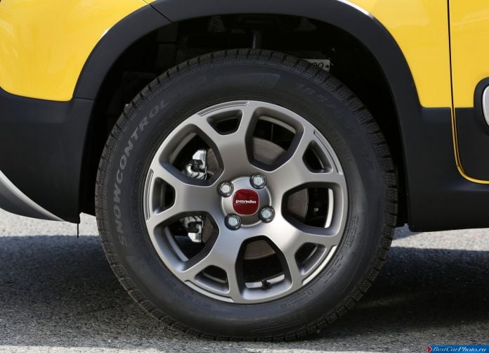 2015 Fiat Panda Cross - фотография 74 из 74 2015 Fiat Panda Cross - фотография 74 из 74