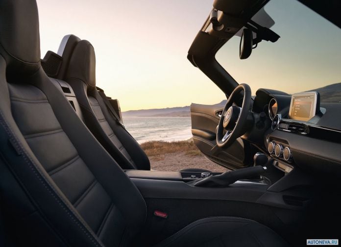 2017 Fiat 124 Spider - фотография 26 из 33 2017 Fiat 124 Spider - фотография 26 из 33