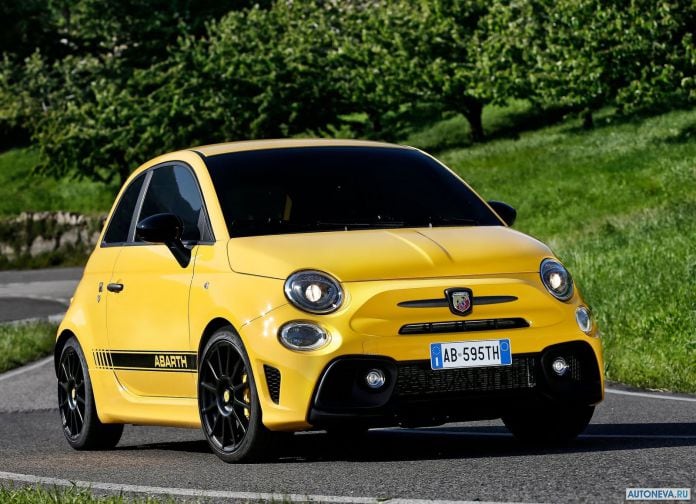 2017 Fiat 595 Abarth - фотография 2 из 24 2017 Fiat 595 Abarth - фотография 2 из 24