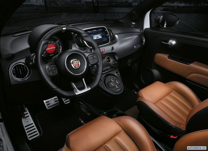 2017 Fiat 595 Abarth - фотография 22 из 24 2017 Fiat 595 Abarth - фотография 22 из 24