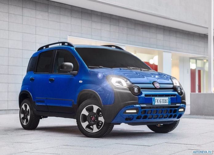 2017 Fiat Panda City Cross - фотография 2 из 32 2017 Fiat Panda City Cross - фотография 2 из 32