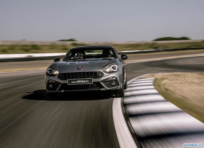 2018 Fiat 124 GT Abarth - фотография 45 из 53 2018 Fiat 124 GT Abarth - фотография 45 из 53