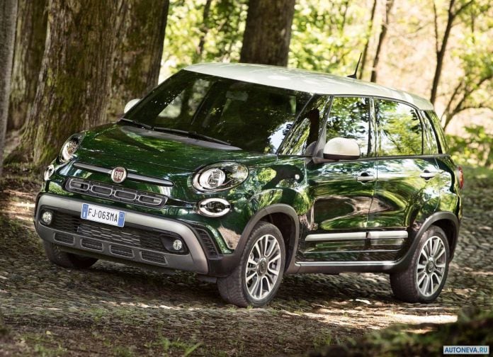 2018 Fiat 500L Cross - фотография 2 из 15 2018 Fiat 500L Cross - фотография 2 из 15