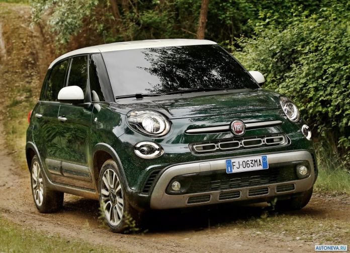 2018 Fiat 500L Cross - фотография 4 из 15
