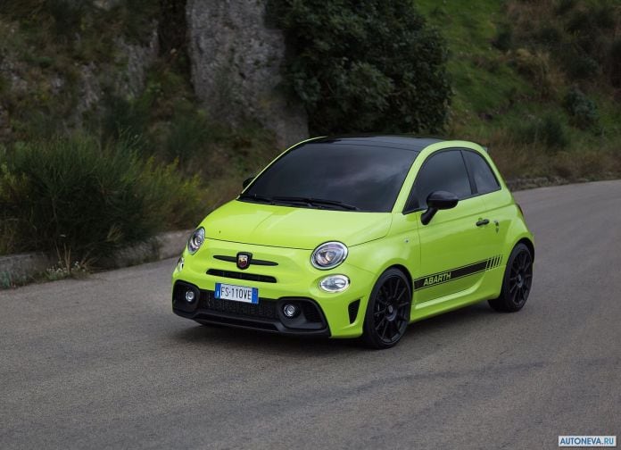 2019 Fiat 595 Abarth - фотография 10 из 55 2019 Fiat 595 Abarth - фотография 10 из 55