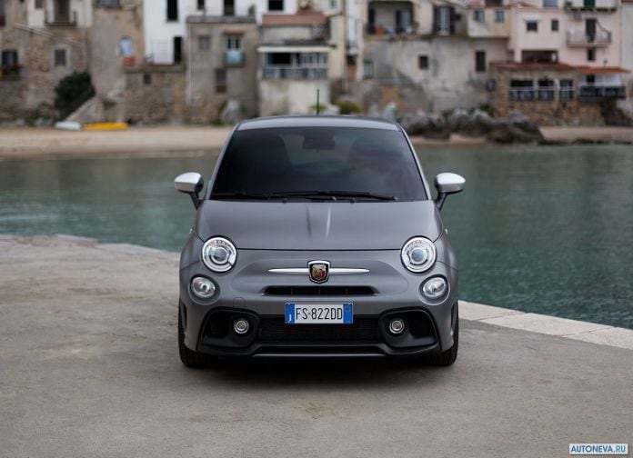 2019 Fiat 595 Abarth - фотография 28 из 55