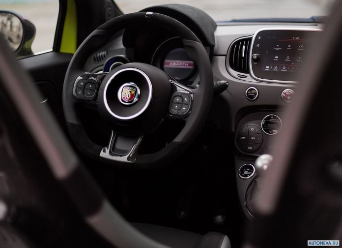2019 Fiat 595 Abarth - фотография 39 из 55 2019 Fiat 595 Abarth - фотография 39 из 55