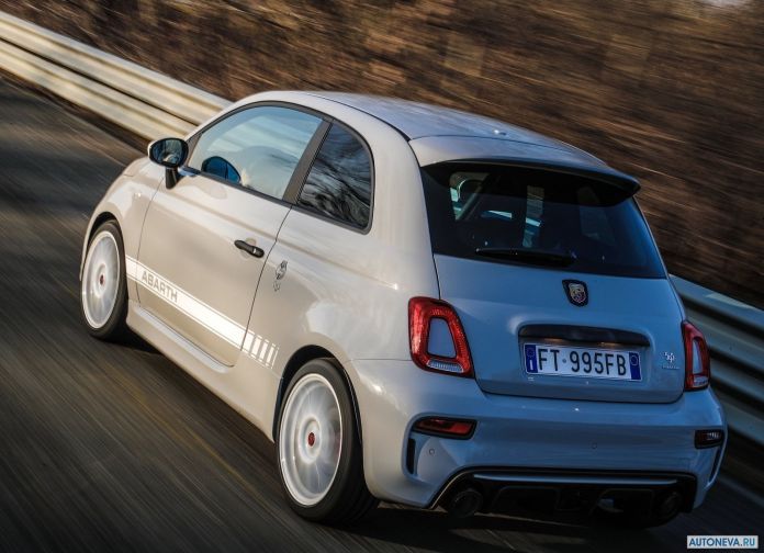 2019 Fiat 595 Abarth Esseesse - фотография 18 из 37 2019 Fiat 595 Abarth Esseesse - фотография 18 из 37