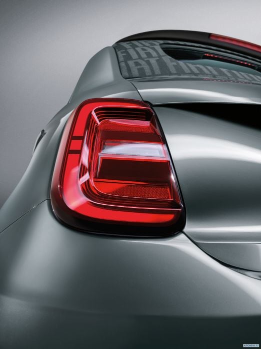 2020 Fiat 500 La Prima Italia - фотография 22 из 29 2020 Fiat 500 La Prima Italia - фотография 22 из 29