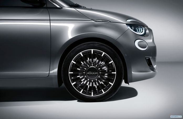 2020 Fiat 500 La Prima Italia - фотография 23 из 29 2020 Fiat 500 La Prima Italia - фотография 23 из 29