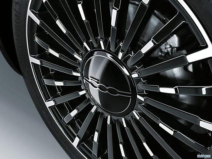 2020 Fiat 500 La Prima Italia - фотография 29 из 29 2020 Fiat 500 La Prima Italia - фотография 29 из 29