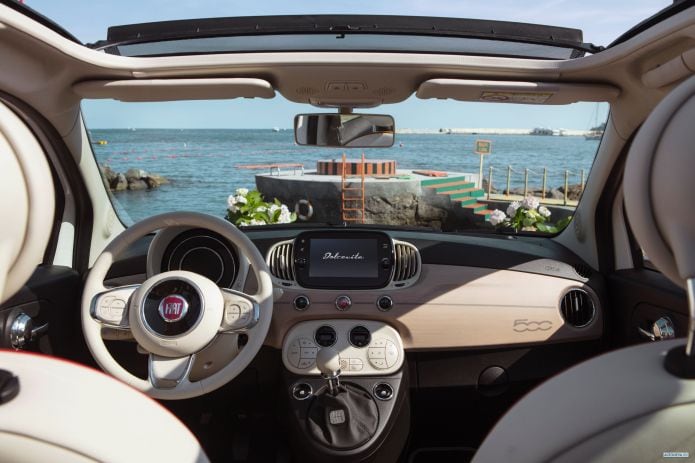 2020 Fiat 500c Dolcevita - фотография 19 из 40 2020 Fiat 500c Dolcevita - фотография 19 из 40