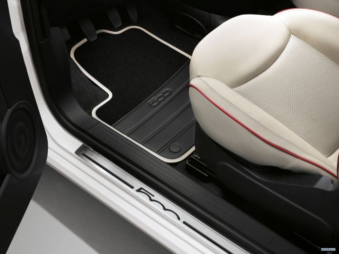 2020 Fiat 500c Dolcevita - фотография 25 из 40 2020 Fiat 500c Dolcevita - фотография 25 из 40