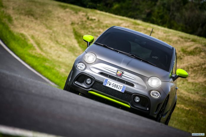 2020 Fiat 595 Abarth Pista - фотография 3 из 33