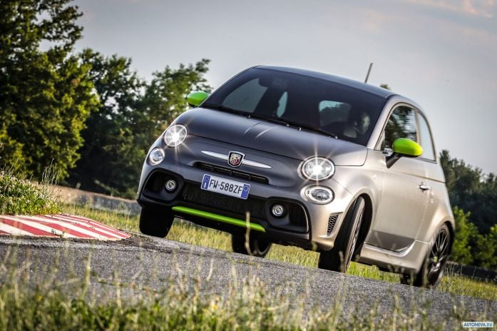 2020 Fiat 595 Abarth Pista - фотография 13 из 33