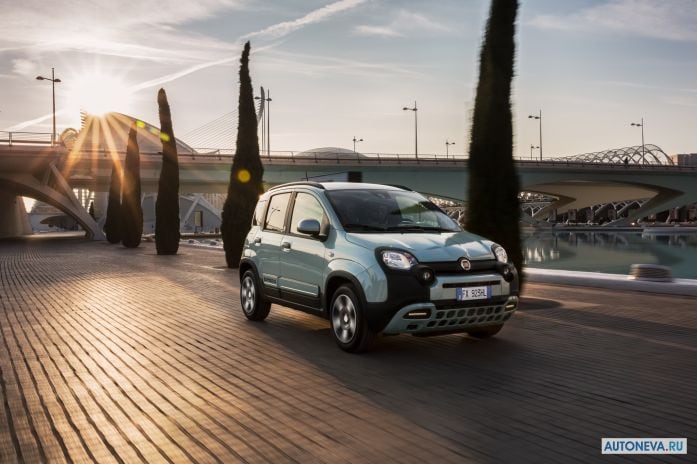 2020 Fiat Panda City Cross Hybrid Launch Edition - фотография 5 из 20