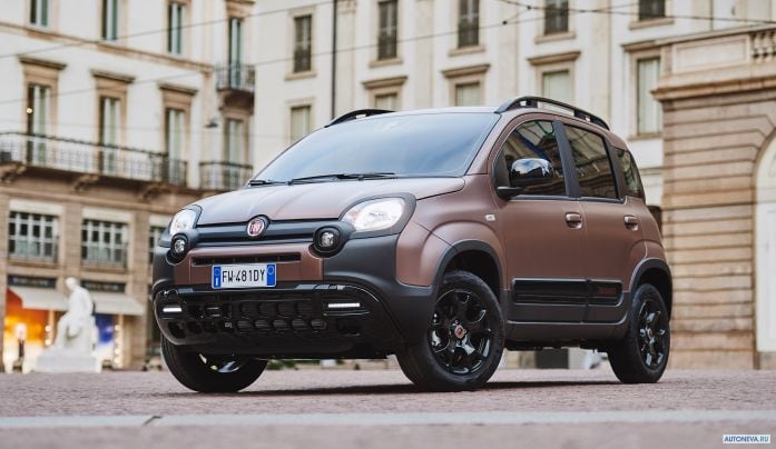 2020 Fiat Panda Trussardi - фотография 4 из 34 2020 Fiat Panda Trussardi - фотография 4 из 34