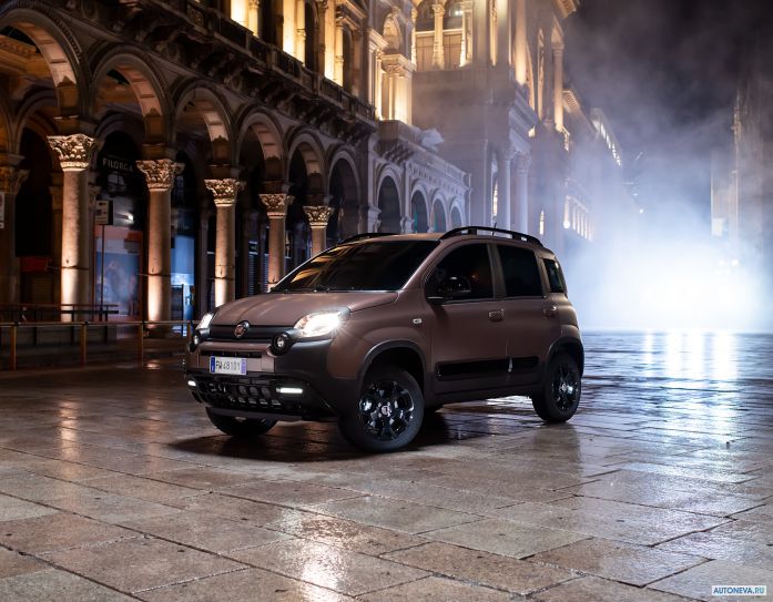 2020 Fiat Panda Trussardi - фотография 5 из 34 2020 Fiat Panda Trussardi - фотография 5 из 34