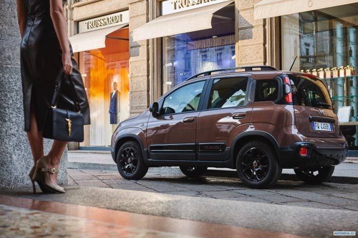 2020 Fiat Panda Trussardi - фотография 8 из 34 2020 Fiat Panda Trussardi - фотография 8 из 34