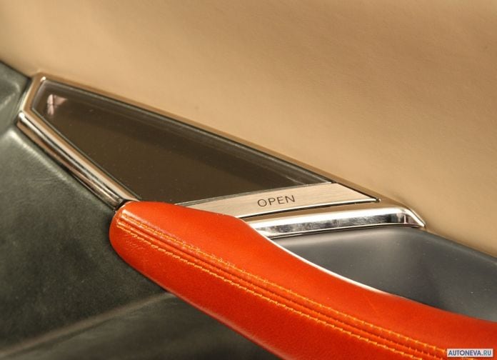 2010 Fisker Karma - фотография 25 из 40