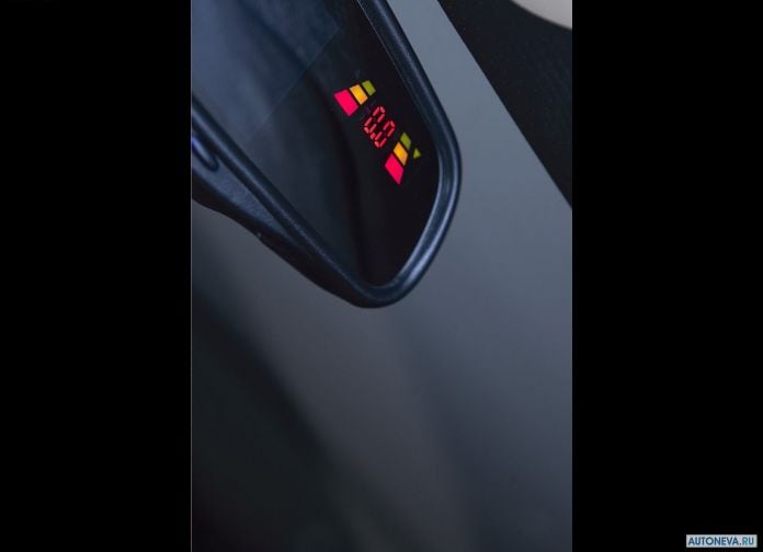 2010 Fisker Karma - фотография 40 из 40