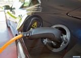 fisker_2012_karma_180.jpg