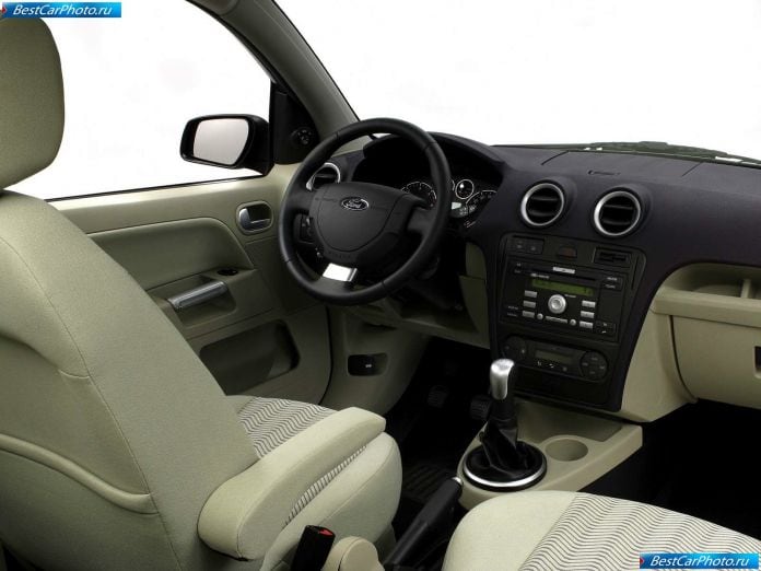 2006 Ford Fusion Eur - фотография 4 из 4 2006 Ford Fusion Eur - фотография 4 из 4