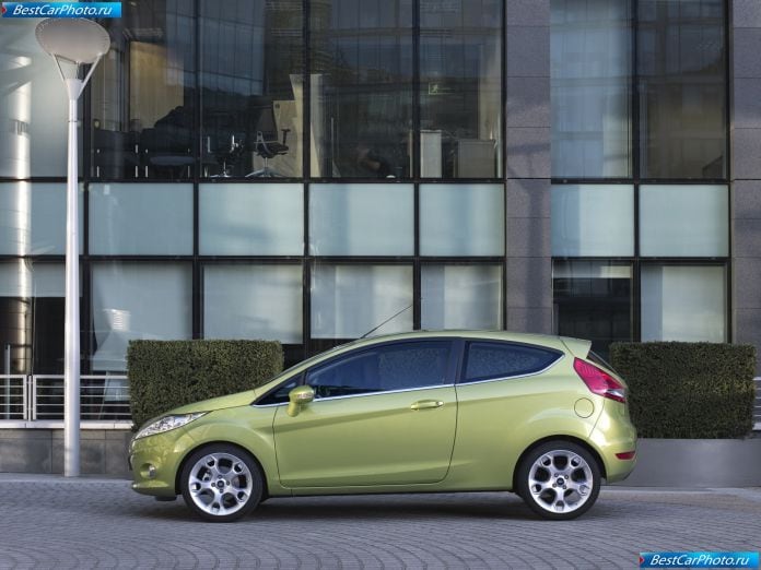 2008 Ford Fiesta - фотография 17 из 61