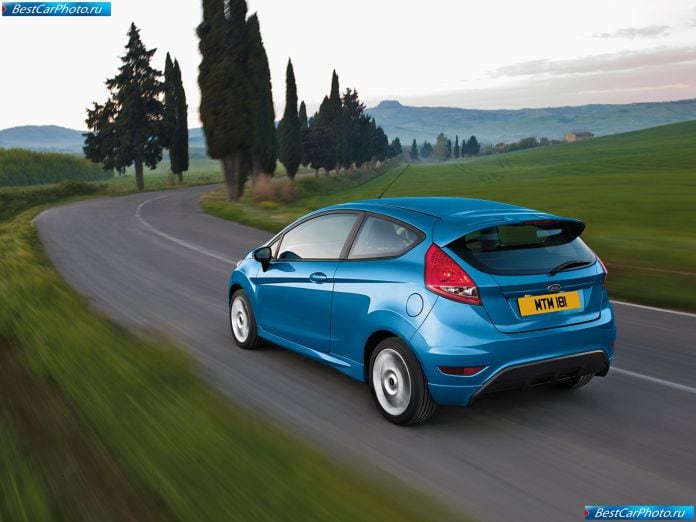 2008 Ford Fiesta - фотография 20 из 61