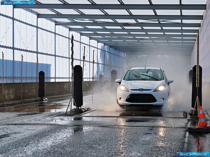 2008 Ford Fiesta - фотография 26 из 61