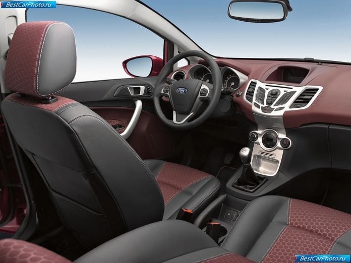 2008 Ford Fiesta - фотография 34 из 61