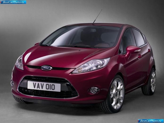 2009 Ford Fiesta 5-door - фотография 7 из 12 2009 Ford Fiesta 5-door - фотография 7 из 12