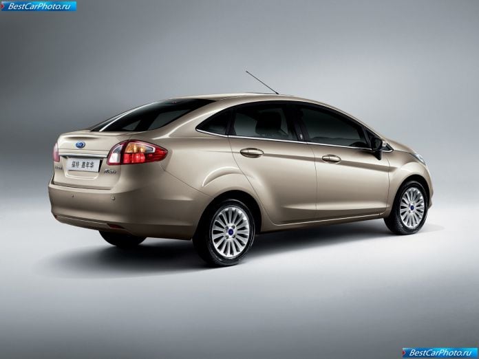 2010 Ford Fiesta Sedan - фотография 3 из 3 2010 Ford Fiesta Sedan - фотография 3 из 3